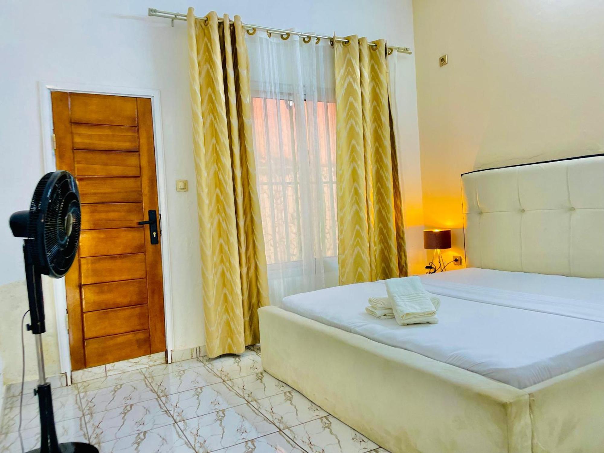 Residence Verone - Appartement Meublés Yaoundé Extérieur photo