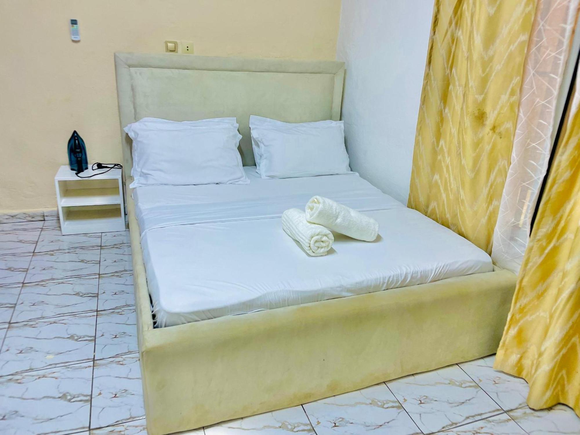 Residence Verone - Appartement Meublés Yaoundé Extérieur photo
